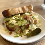 TOM’S SANDWICH - キャベツ & ベーコン