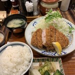 名代かつ屋 万さく - 