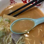 旭川ラーメン ななし - スープ