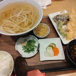 うどん居酒屋 オカチメンコ - 