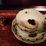 カフェ・鈴木 - エスプレッソを注ぐ前のアイス