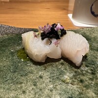 ふぐ倶楽部miyawaki 別邸 - 虎の巻。とらふぐ✖️オリーブオイル✖️キャビアのマリアージュ。肉厚〜。