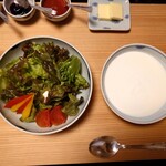 あさば - まずはサラダとヨーグルト