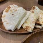 インドレストラン Shama - チーズナン
