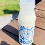 Erufimmotoyamabokujougyuuniu - 元山牧場牛乳
