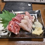 大政 - むね肉(白肉)一切れ頂いた後です。