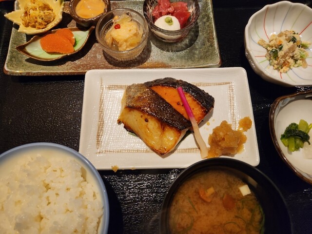 Japanese cuisine Uokyu Hon Ten