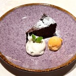 RESTAURANT L’ESPRIT DE CHEVALIER - Dessert　ガトーショコラとアイス