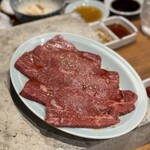 炭火焼肉ホルモンさわいし - 