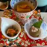 和 みなもと - 蟹味噌を含む3種の前菜