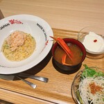 かにチャーハンの店ダイニング - 