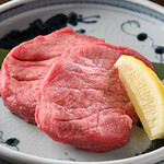 Akiba Yakiniku Horumon Norukasoruka - 上タン