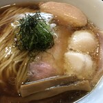 こばやし - 2023/12/10  こばやし13周年記念限定地鶏とふぐのラーメンwithてっちり　の、ラーメン（醤油）アップ