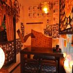 YAKITORI CLUB 和八 - 少人数でのご利用はテーブル席でも。