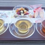 ガーデンテラスカフェ - 優・癒・美（中国ブレンド茶）の３種セットはドライフルーツ付き