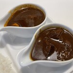 Curry House MUMBAI - ダブルカレープレート（ビーフカレー＆カシミールカレー）　　850円（税込850円）