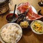 おさやん！ - 焼肉定食 （牛ブリスケ）