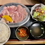 Kashiwaya - 鶏焼肉定食5種¥1,150…キムチ、サラダ、スープ、ライス付