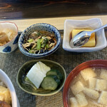 Musashiya - 小鉢とプリン
