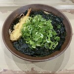 蕎麦屋のサンジ - わかめそばトッピング海老天 ※ネギ多め