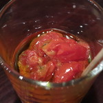 エスト! プロッシモ - 18周年記念　千葉の食材おつまみプレート　850円
            旭市金親農園の美味しいプチトマトで作った自家製ドライトマト