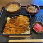 Iwataya - いわし重定食