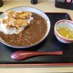 中華屋 長右ヱ門 - 四川風ザンギカレー（税込900円）