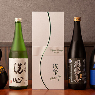 与店主精选的日本酒完美结合