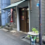 神田肉うどん - 店頭