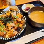 備長炭火焼鳥 カドクラ商店 - やきとり丼！！