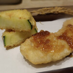 Shibuya Tempura Fujimoto - ズッキーニ、金目鯛