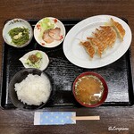 じゃじゃ麺と酒の肴 喜作 - ギョーザ定食