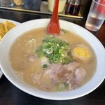 長浜ラーメンとん吉 - 