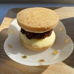 TINY PONTA COFFEE - レーズンバターサンド