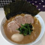 横浜家系ラーメン みさきや - 