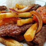 ラ カサ ビエハ - 料理写真:ロモサルタード