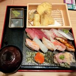 Sushi Sake Sakana Sugidama - 