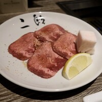 焼肉&手打ち冷麺 二郎 KANAYAMA - 