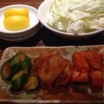 キムチ盛り合わせ＆キャベツ