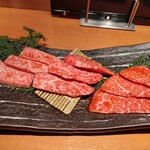 大東園 離れ - (左)三角バラ、(中)リブロース、(右)芯々