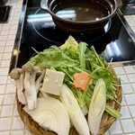 岩津屋 - 野菜たっぷり。