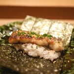 虎白 - 「凌ぎ」鰻白焼き、醤油、餅米、海苔巻き 2017年7月