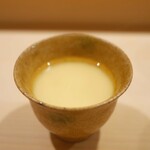 鮨 あらい - 帆立貝柱とトマトの茶碗蒸し 2017年8月