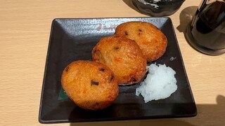 Ekitei Satsuma - さつま揚げ 500円。