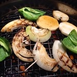 万両 - 野菜を焼き焼き