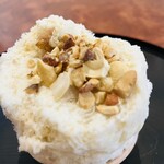 こひる庵 - ナッツ乗せてより豪華に(๑˃̵ᴗ˂̵)