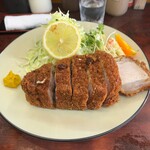 とんかつ赤城 - 特選ロースかつ定食