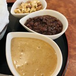 こひる庵 - くるみだれ2種分で300円　ぜんざいあん150円　ナッツ250円　これだけ頼んで700円！最高神コスパ♡