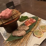 黒タン焼肉 青木 - 