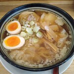 ワンタンメンの満月 - 「煮玉子入りワンタンメン」（太麺・こってり）1040円